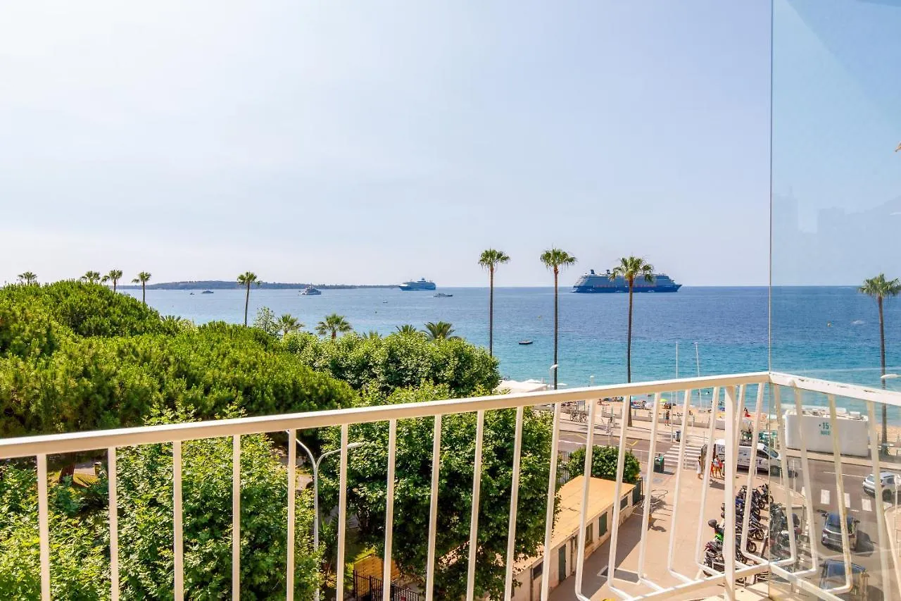 Vue Mer Exceptionnelle Sur Plage Du Midi En 1Re Ligne- 2 Chambres Cannes